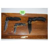 GROUP OF 3 NEW TACTICAL FOLDING POCKET KNIVES