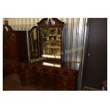 CONTEMPORARY DRESSER WITH WINGED MIRROR