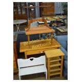 GROUP OF 5 PIECES OF ASSTD CONTEMPORARY FURNITURE