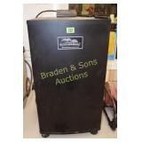 LIKE NEW MASTER BUILT DIGITAL ELECTRIC SMOKER