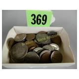 GROUP OF MISC US AND FOREIGN COINS