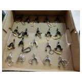 GROUP OF 20 NEW WESTERN SPUR KEY CHAINS