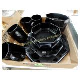 BOX OF ASSTD DISHES