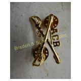 GROUP OF 300 SMALL CROSS SABRE CAVALRY PINS