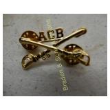 GROUP OF 300 SMALL CROSS SABRE CAVALRY PINS