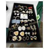 TRAY OF ASSTD COSTUME JEWELRY