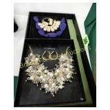 TRAY OF ASSTD COSTUME JEWELRY