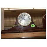 VINTAGE SESSIONS MANTLE CLOCK (NEEDS REPAIR)