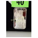 ONE OZ SILVER BAR DEPICTING STATUE OF LIBERTY