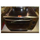 USED HAMILTON BEACH OVEN (IN WORKING ORDER)