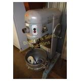 USED HOBART MODEL H-600 COMMERCIAL MIXER