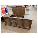 VINTAGE ZENITH RECEIVER, 8 TRACK PLAYER AND TURN