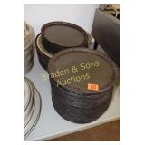 GROUP OF 125 PIZZA PANS