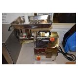 NEW UNIWORLD COMMERCIAL TC-12E MEAT GRINDER
