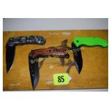 GROUP OF 3 NEW FOLDING POCKET KNIVES
