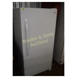 USED KENMORE UPRIGHT FREEZER