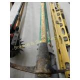 POST HOLE DIGGER AND GRUBBING HOE