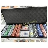NEW POKER CHIPS IN CARRYING CASE