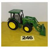 JD 5125 R Tractor w/ 540R Loader, 1/16 scale,