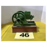 John Deere Hit & Miss Engine Model