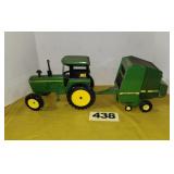 JD 4230 Tractor  & 566 Round Baler, 1/16 scale,