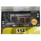 Shell Gas Station 1/64 Scale, by Mechanic's Corner