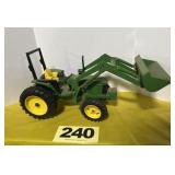 JD 6400 Tractor w/640 Loader, 1/16 scale, die cast