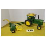 JD 4520 Tractor w/Forage Cutter/Chopper, 1/16 sc