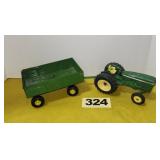 John Deere Die Cast Tractor, w/ wagon, 1/16 scale,