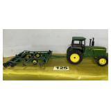 John Deere 4955 & Mulch Master, DieCast 1/16 scale