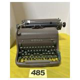 Vintage Royal Manual Typewriter