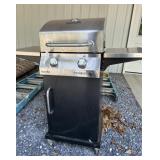 Char Broil Grill w/Propane Tank,