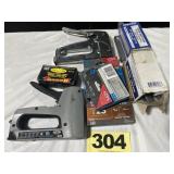 Staple Guns & Staples
