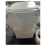 Avanti Compact Refrigerator