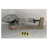 Ohaus Triple Beam Balance 2610 g
