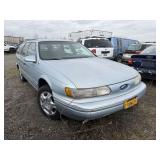 1993 Ford Taurus GL