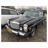 1975 Mercedes-Benz 240D
