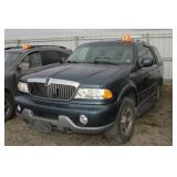 2001 Lincoln Navigator Base