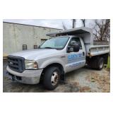 2005 Ford F350 XL Super Duty with Zoresco 9'4'