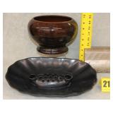 2 Pieces Pottery 2 Pieces Pottery