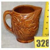 McCoy 1935 5' Leaf and Berry Pitcher McCoy 1935 5' Leaf and Berry Pitcher