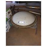 Wire shelves, light cover