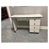 Portable sewing table