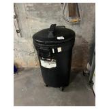 Trash can