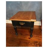 Thomasville End table