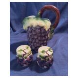 Grape pitcher