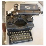 Antique Royal typewriter