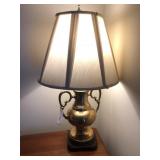 Table lamp