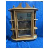 Hanging display cabinet