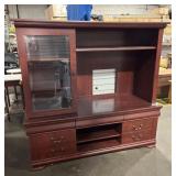 Entertainment center